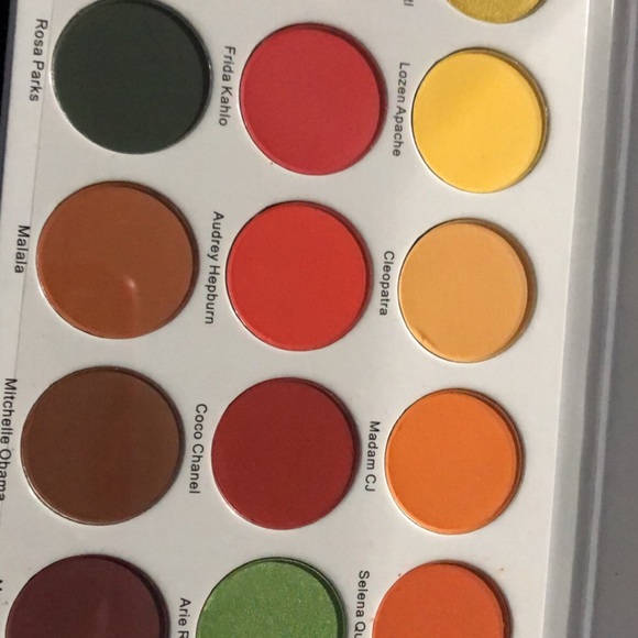 Makeup bundle - Picture 7 of 9